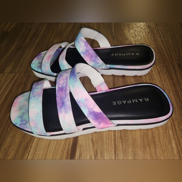 Sandals - Picture 2 of 2